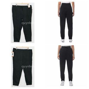 BRAND NEW  CHAMPION WOMEN JOGGER BLACK
